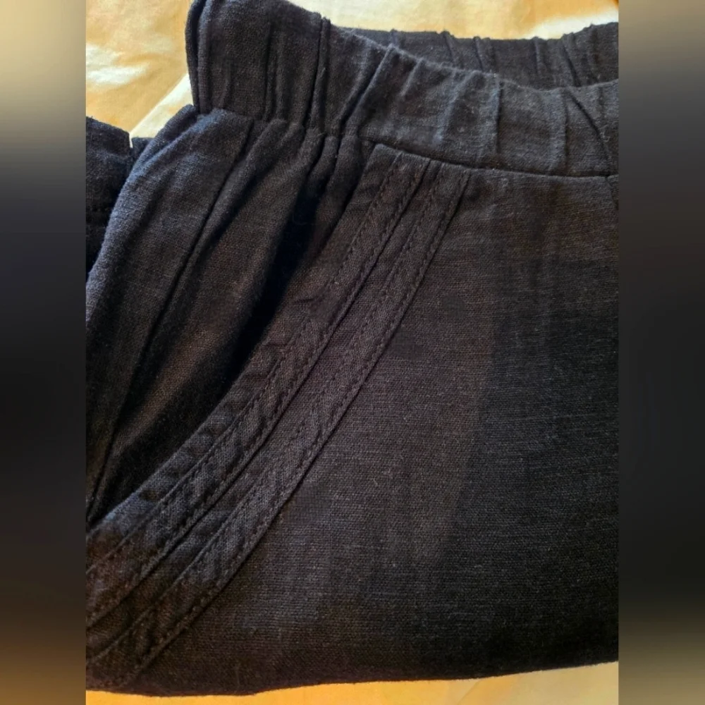 NWOT | Briggs | Women's Linen Blend Pull On Shorts | Size: Medium | Color: Black